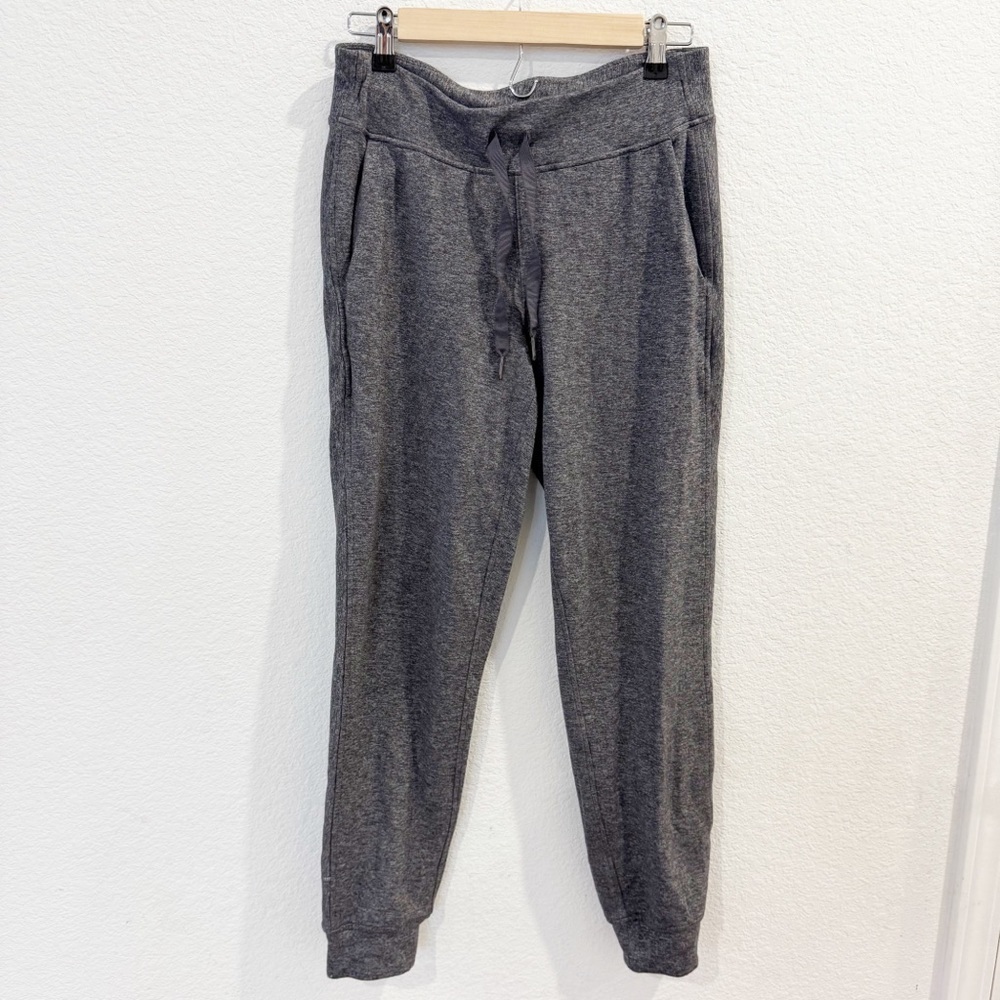 Lululemon- Heathered Grey Ready to Rulu Pants- Size 6